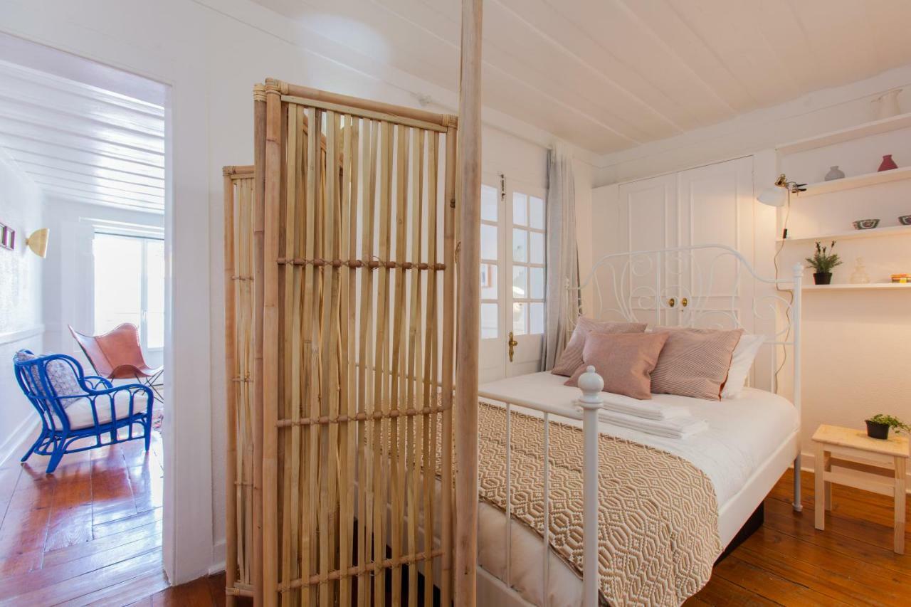 Alfama Sunny & Typical Apartment, By Timecooler Lisbon
