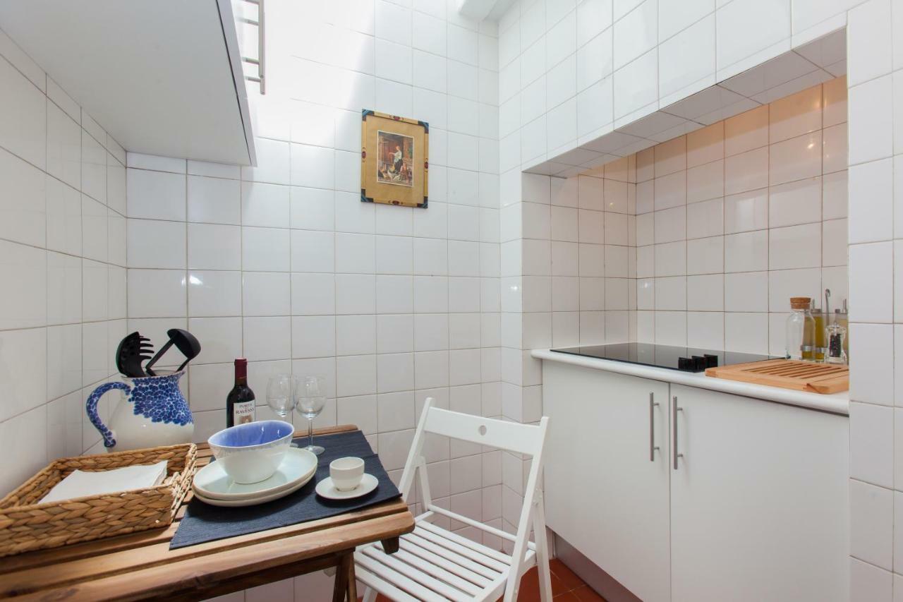 Alfama Sunny & Typical Apartment, By Timecooler Apartment Lisbon