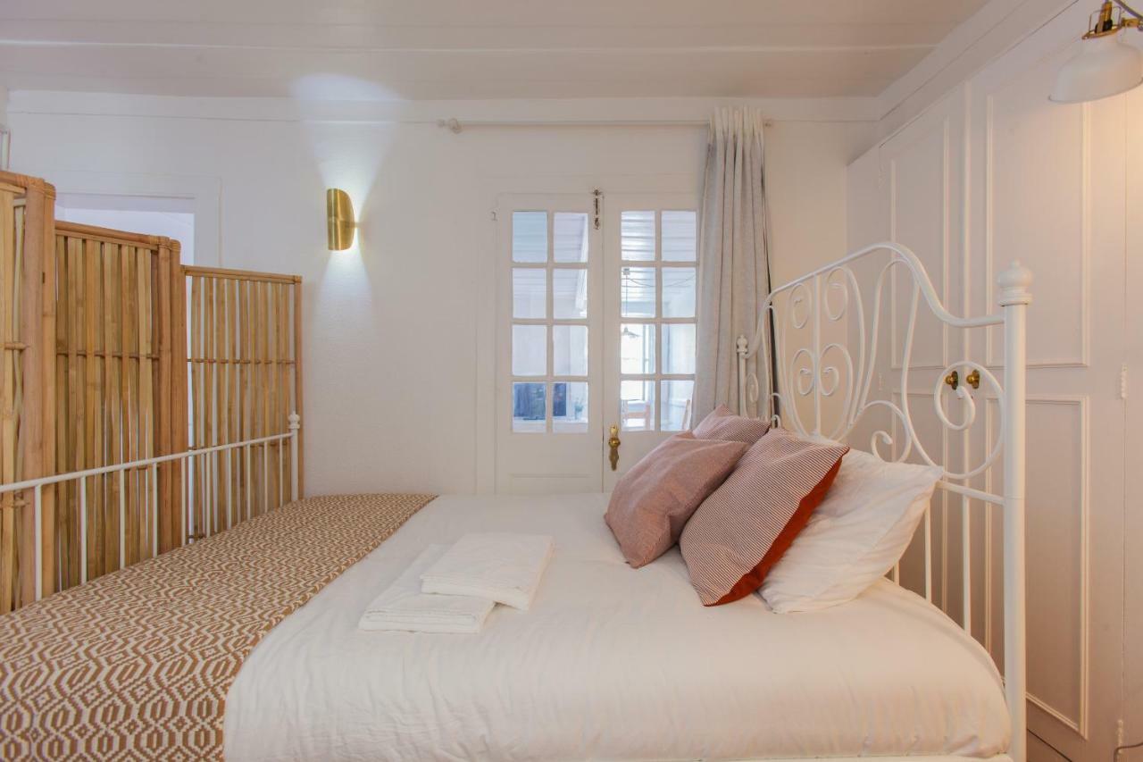 Apartment Alfama Sunny & Typical Apartment, By Timecooler