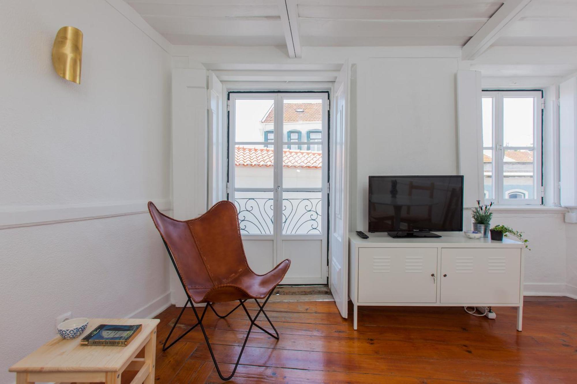 Apartment Alfama Sunny & Typical Apartment, By Timecooler *